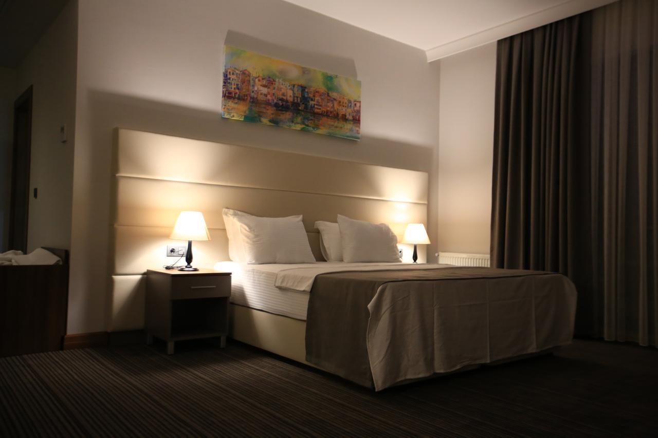 Familya Otel Erbaa Bagian luar foto