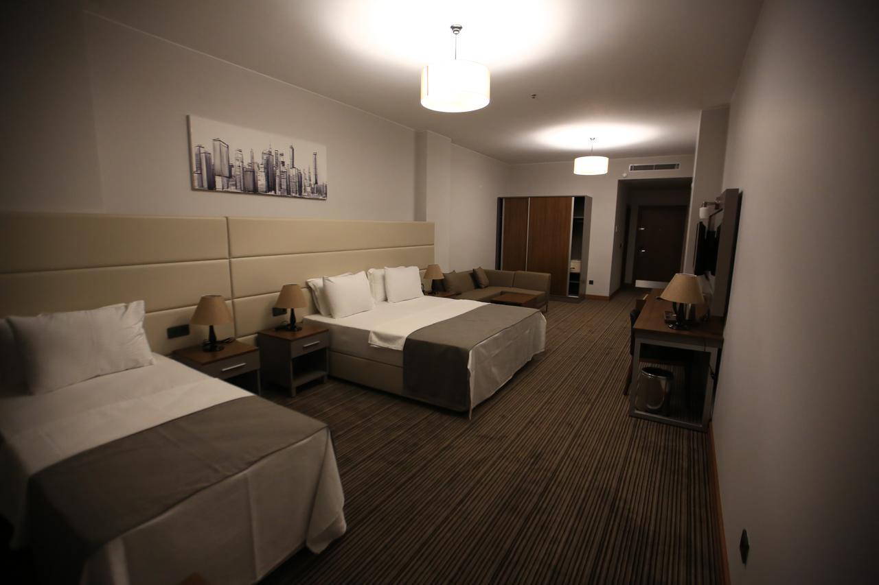 Familya Otel Erbaa Bagian luar foto