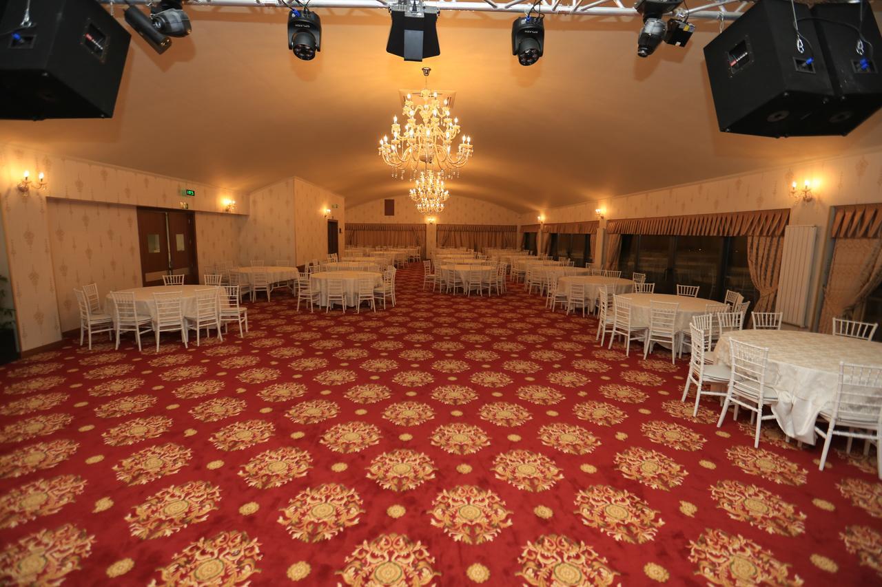 Familya Otel Erbaa Bagian luar foto