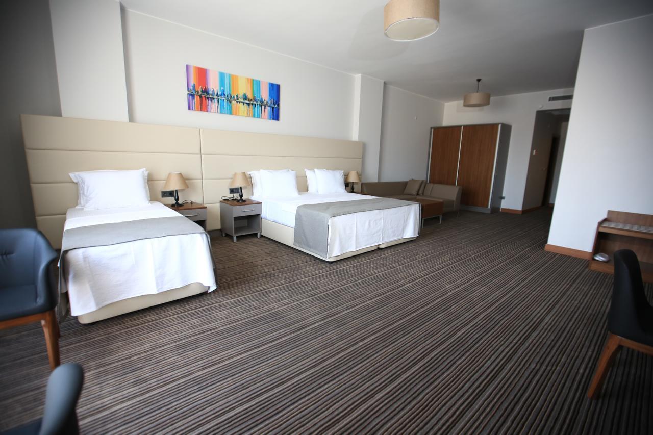 Familya Otel Erbaa Bagian luar foto